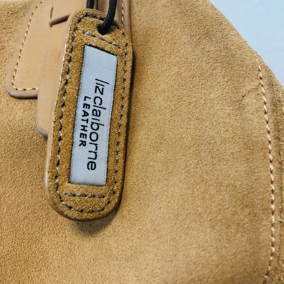 Liz Claiborne small satchel, suede leather, ginger yellow, zip closure. - Picture 4 of 6